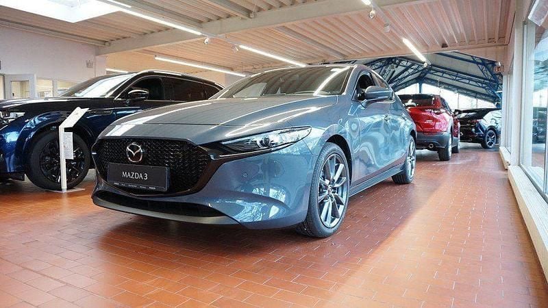 Polymetal gray Neu 2025 Mazda 3 Center-Line Limousine | 25.990 € - Bild 1/4