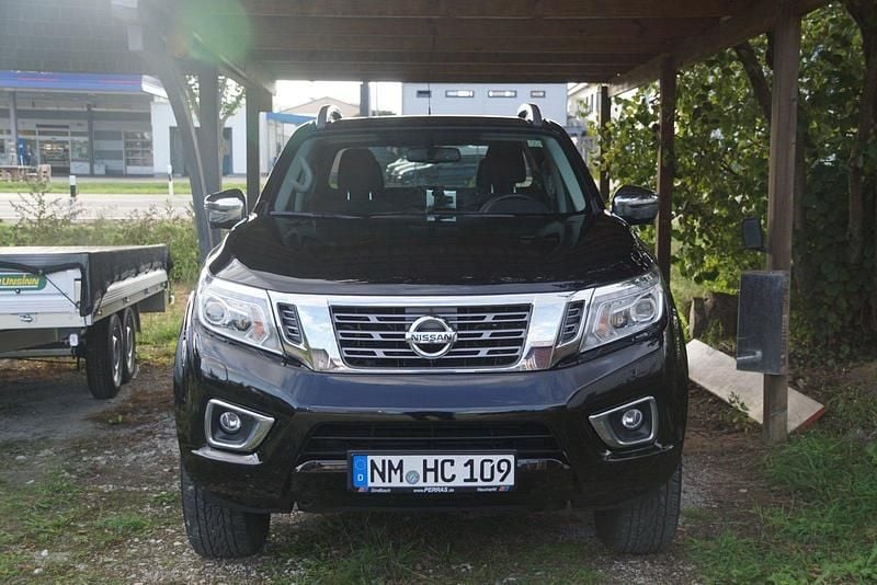 Gebraucht Nissan Navara Tekna 190 PS (139 kW) 2018 Schwarz Abholung