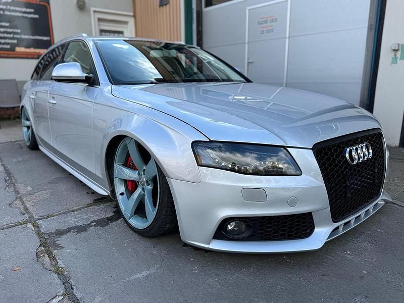 Silber Gebraucht 2009 Audi A4 Attraction Kombi | 8.490 € (Teuer) - Bild 1/4