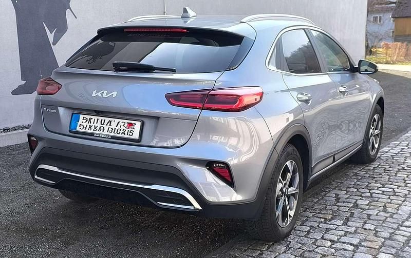 Gebraucht Kia XCeed 140 PS (102 kW) 2025 Silber SUV