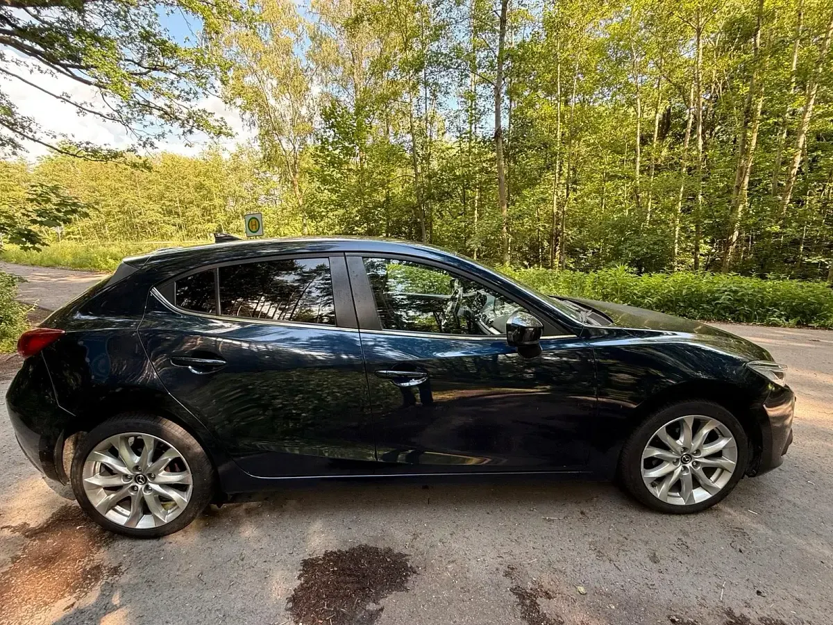 Gebraucht Mazda 3 150 PS (110 kW) 2016 Blau Limousine