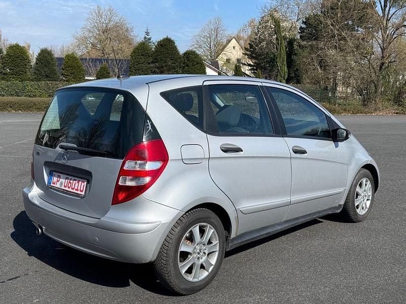 Gebraucht Mercedes A150 95 PS (69 kW) 2005 Silber Limousine
