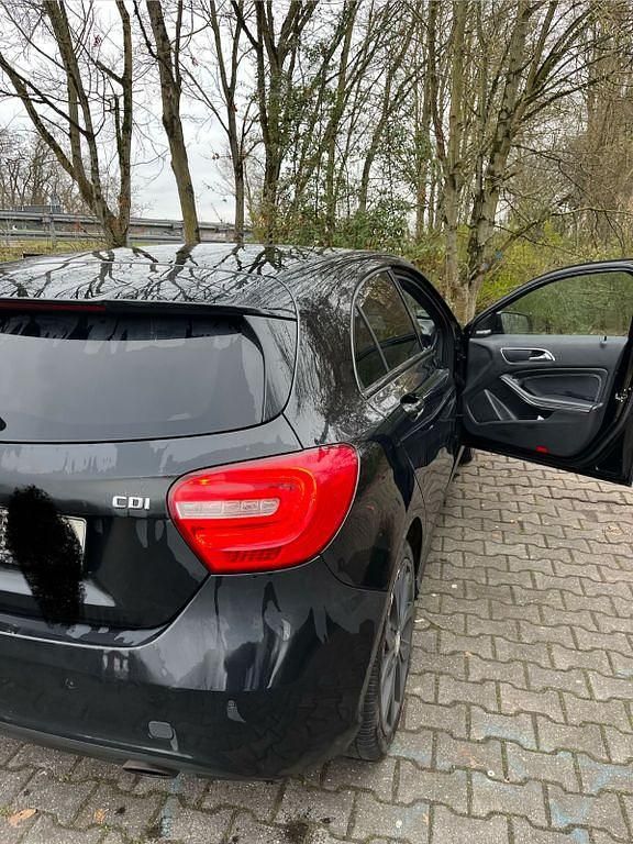 Gebraucht Mercedes 220 170 PS (125 kW) 2012 Schwarz Limousine