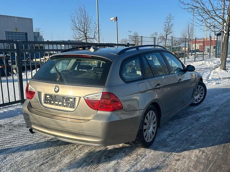 Gebraucht BMW 320 Sport Line 177 PS (130 kW) 2008 Beige Kombi