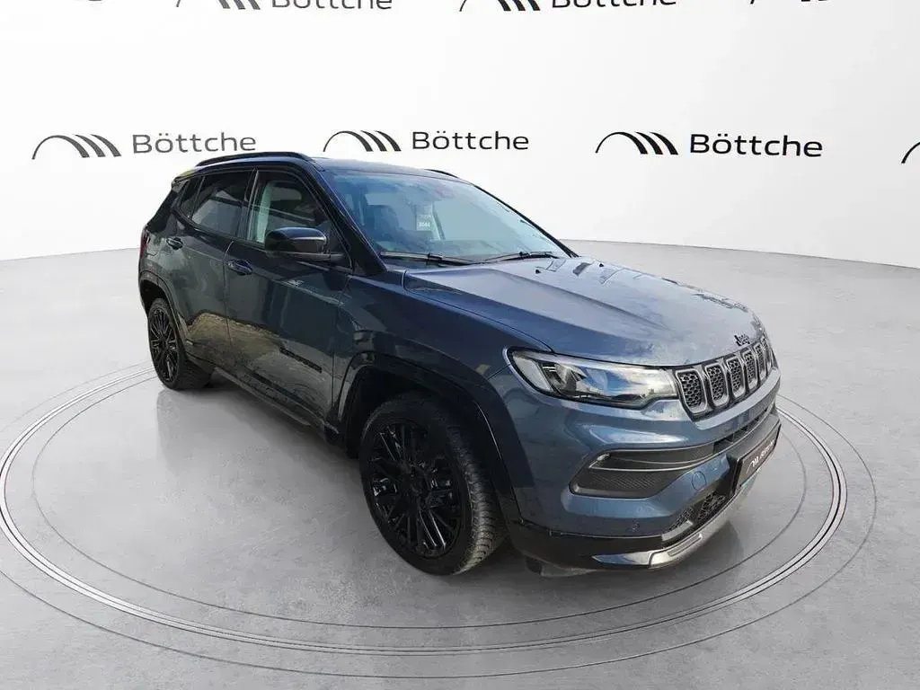Gebraucht Jeep Compass 131 PS (96 kW) 2024 Blau SUV