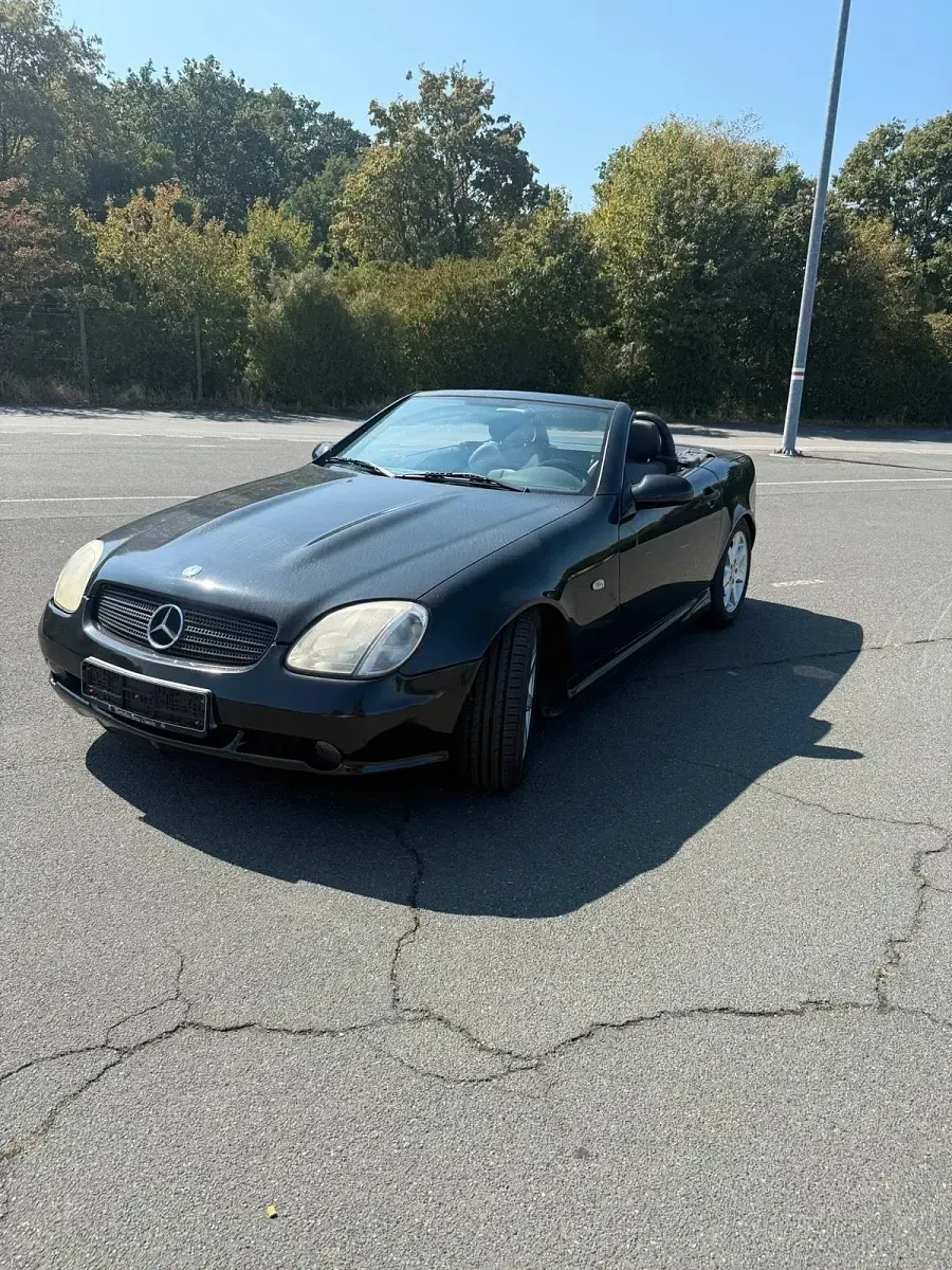 Gebraucht Mercedes SLK230 AMG 195 PS (143 kW) 1998 Schwarz Cabrio