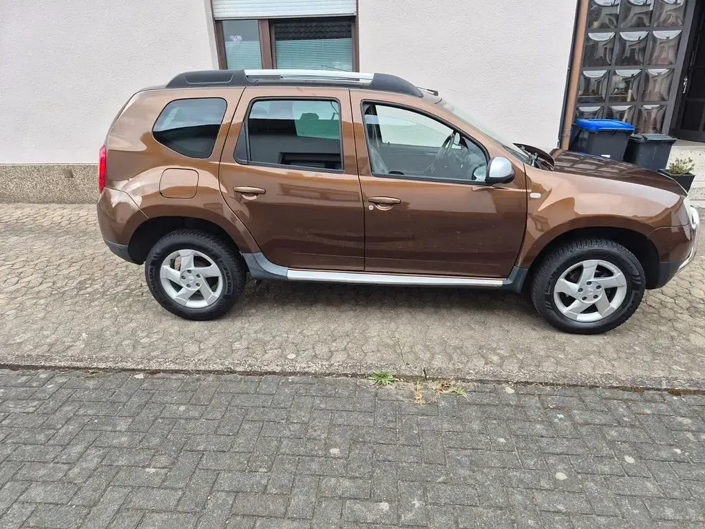 Używany Dacia Duster Prestige 105 KM (77 kW) 2011 Brązowy SUV