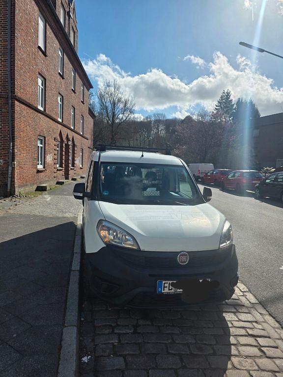 Usata Fiat Doblò 75 CV (55 kW) 2016 Nero Monovolume