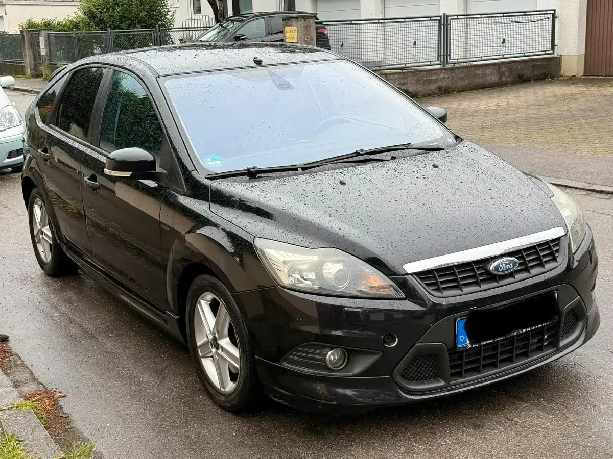Gebraucht Ford Focus ST 136 PS (100 kW) 2009 Schwarz Limousine