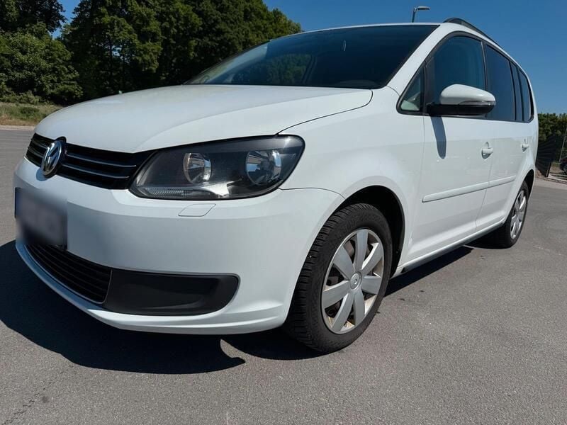 Weiß Gebraucht 2014 VW Touran Van / Kleinbus | 4.999 € (Superpreis) - Bild 1/4
