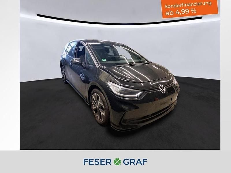 Grenadillschwarz metallic s... Gebraucht 2023 VW ID.3 Pro Kleinwagen | 26.880 € (Etwas zu teuer) - Bild 1/4