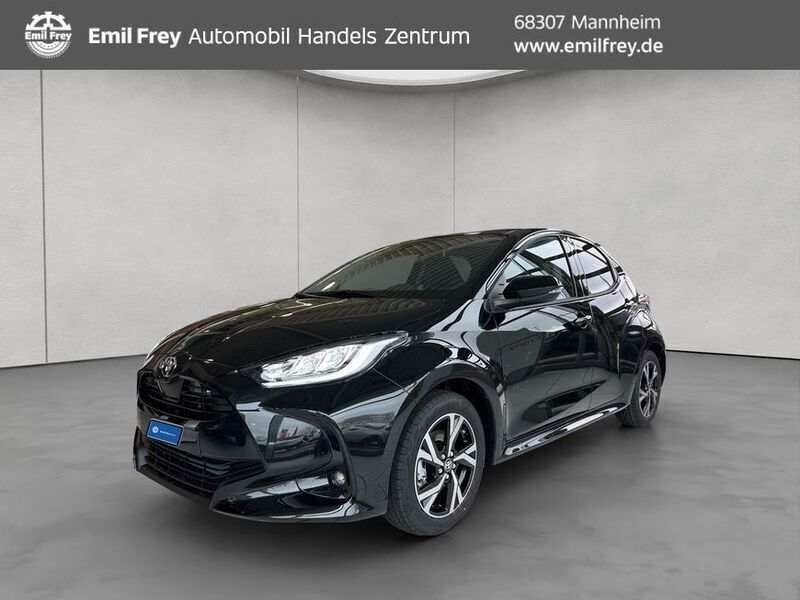 Mysticschwarz mica Neu 2025 Toyota Yaris Hybrid Limousine | 24.490 € (Guter Preis) - Bild 1/4