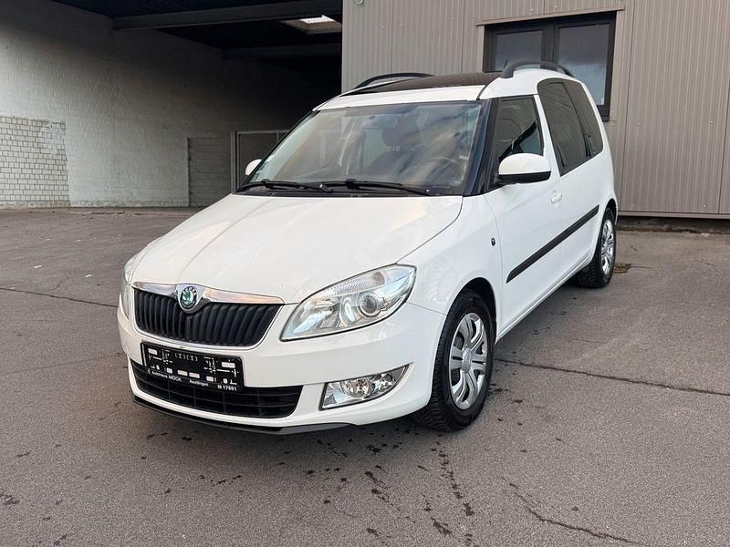 Gebraucht Skoda Roomster Plus Edition 105 PS (77 kW) 2012 Weiß Van / Kleinbus