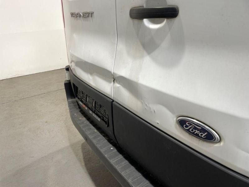 Gebraucht Ford Transit Trend 131 PS (96 kW) 2021 Frozen white Van