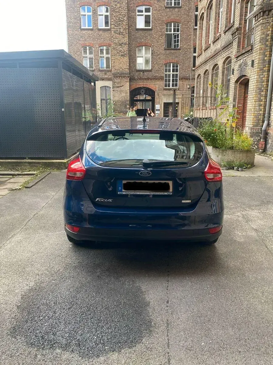 Brugt Ford Focus 101 HK (74 kW) 2016 Blå Sedan