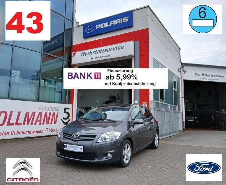 Grau grey metallic metallic Gebraucht 2012 Toyota Auris Limousine | 7.950 € (Teuer) - Bild 1/4