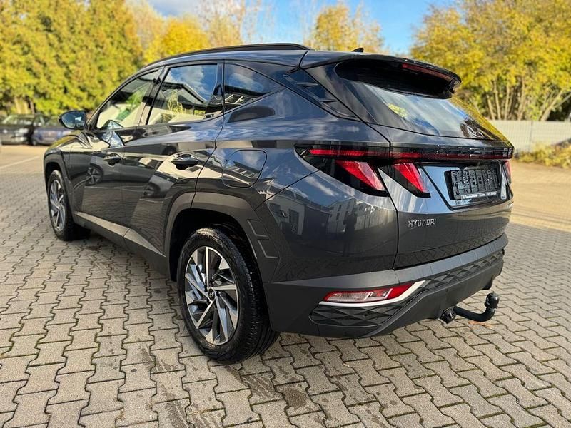 Gebraucht Hyundai Tucson Select 150 PS (110 kW) 2021 Grau SUV