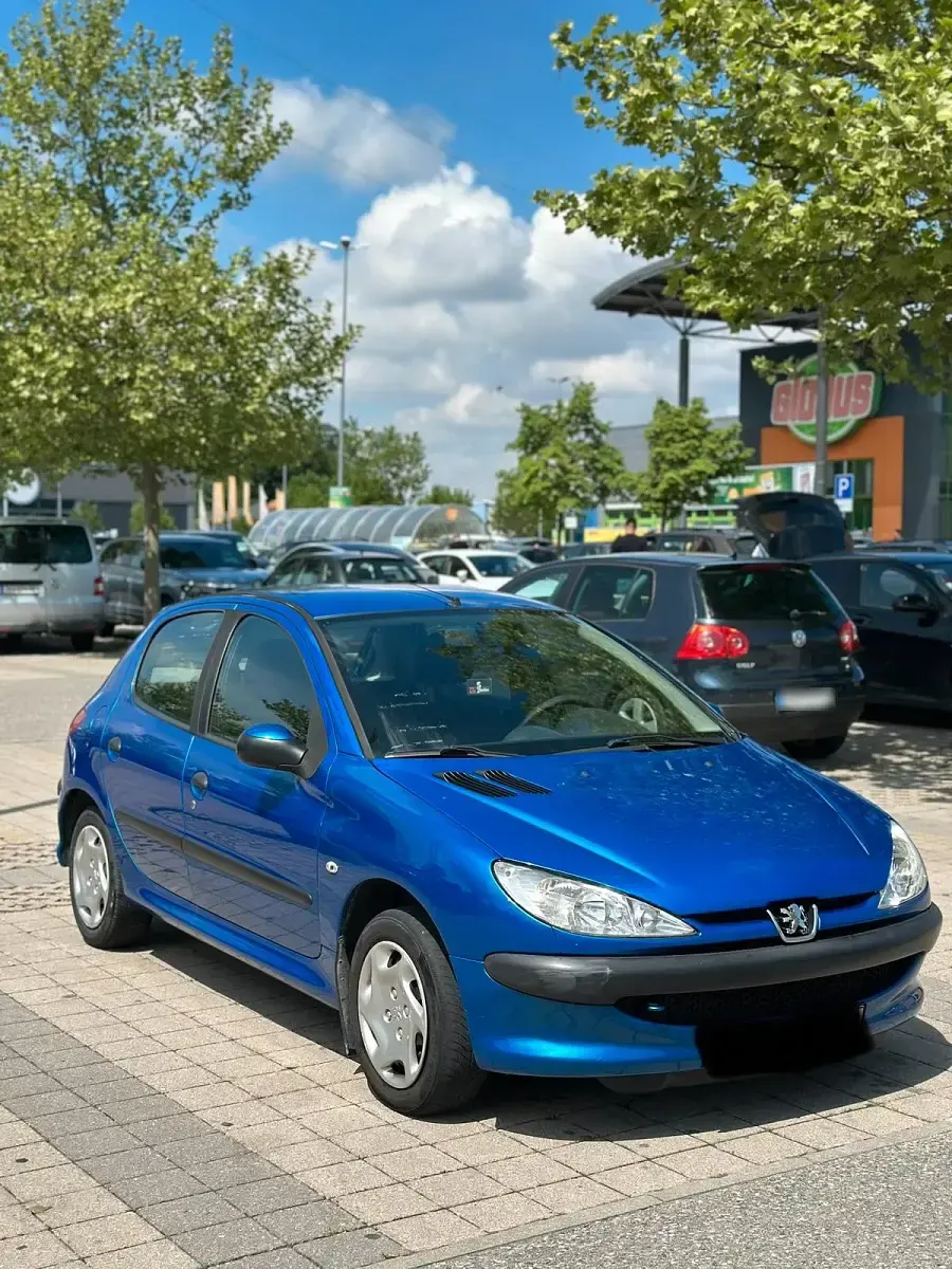 Gebraucht Peugeot 206 75 PS (55 kW) 2008 Blau Limousine