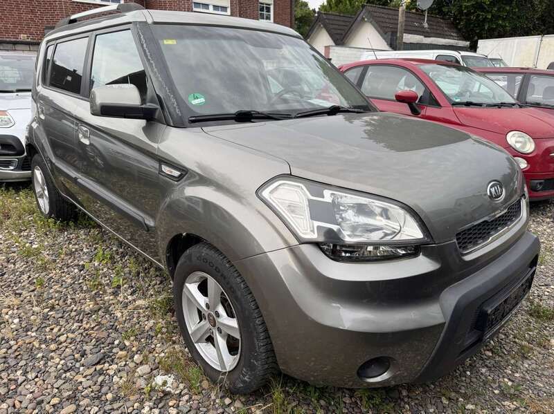 Titanium silver Gebraucht 2011 Kia Soul Spirit SUV | 3.999 € (Fairer Preis) - Bild 1/4
