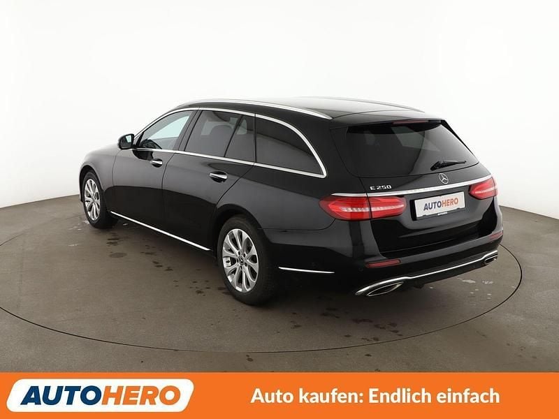 Gebraucht Mercedes E250 Exclusive 211 PS (155 kW) 2018 Schwarz Kombi