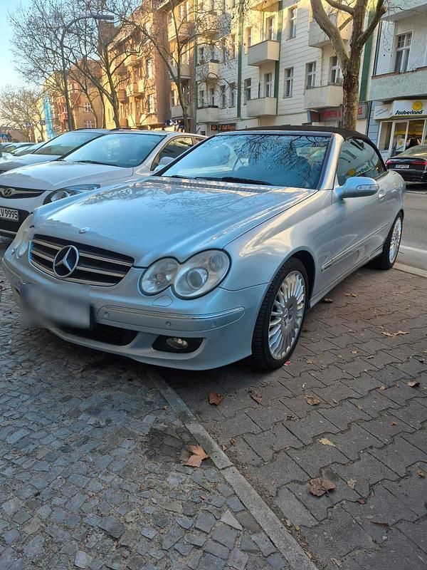 Gebraucht Mercedes CLK320 224 PS (164 kW) 2008 Blau Coupé