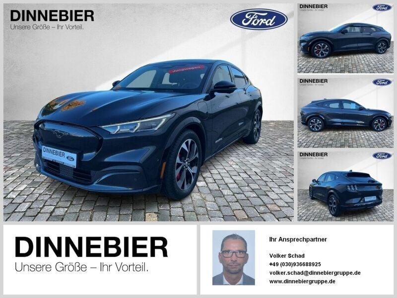 Grau (metallic) Gebraucht 2022 Ford Mustang Mach-E SUV | 37.790 € (Fairer Preis) - Bild 1/3