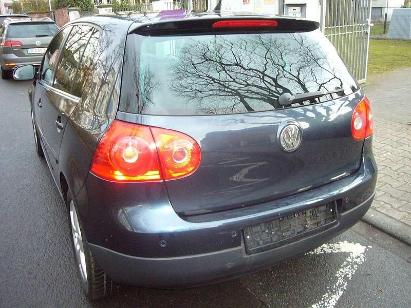 Gebraucht VW Golf VI United 140 PS (102 kW) 2008 Grau Kleinwagen