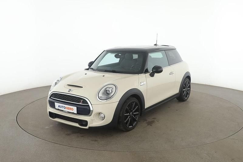 Gebraucht Mini Cooper S 192 PS (141 kW) 2017 Weiß Kleinwagen