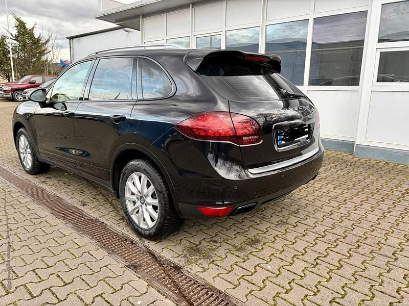 Gebraucht Porsche Cayenne 245 PS (180 kW) 2012 Schwarz SUV