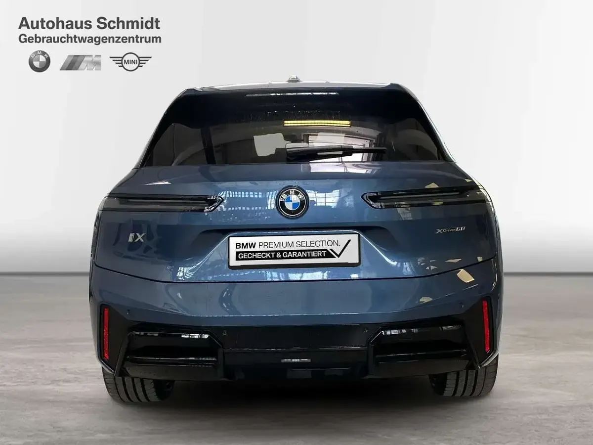 Gebraucht BMW iX M Sport 400 kW (544 PS) 2025 Arctic race blue SUV