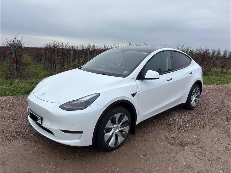 Gebraucht Tesla Model Y 274 kW (373 PS) 2022 Weiß SUV