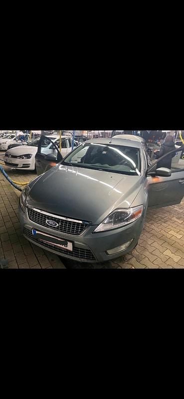 Grau Gebraucht 2008 Ford Mondeo Kombi | 1.200 € (Guter Preis) - Bild 1/4