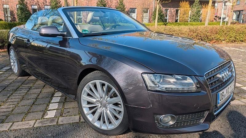 Gebraucht Audi A5 Cabriolet 211 PS (155 kW) 2009 Violet Cabrio
