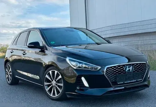 Gebraucht Hyundai i30 Premium 140 PS (102 kW) 2018 Limousine