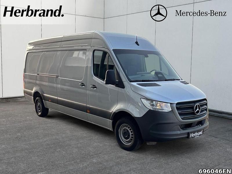 Neu Mercedes Sprinter 170 PS (125 kW) 2026 Silber Van