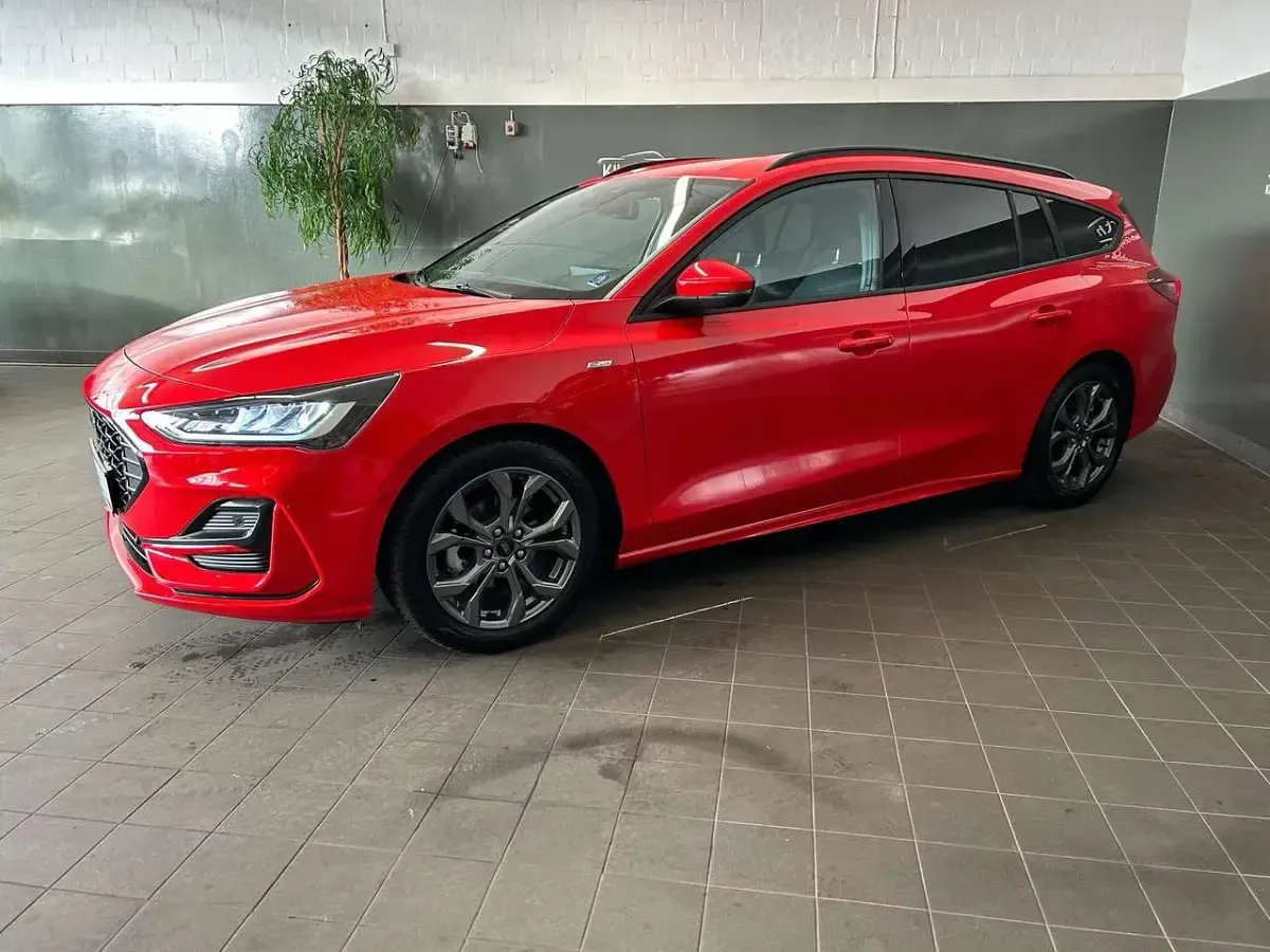 Usata Ford Focus ST-Line X 155 CV (114 kW) 2024 Rosso Berlina