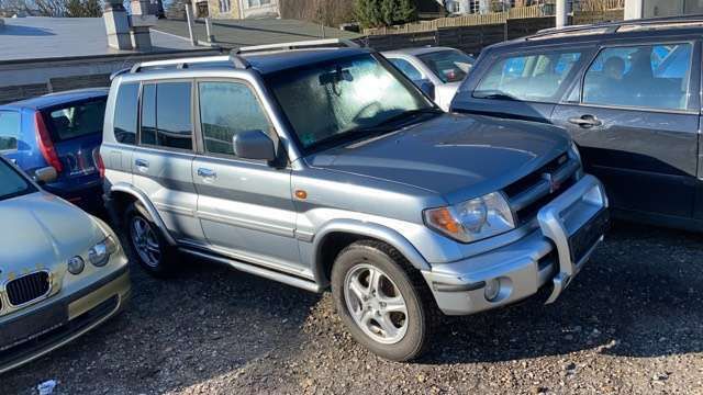 Mitsubishi pajero pinin 2005