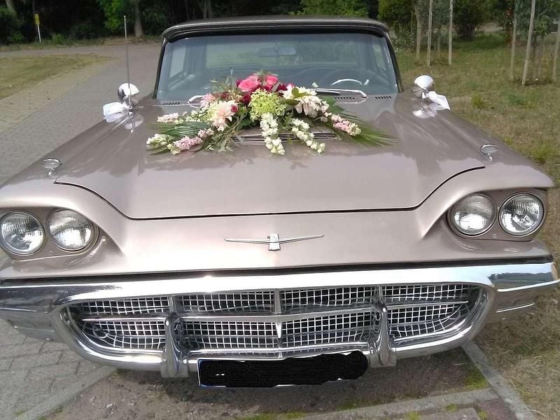 Braun Gebraucht 1960 Ford Thunderbird Coupé | 25.000 € - Bild 1/4