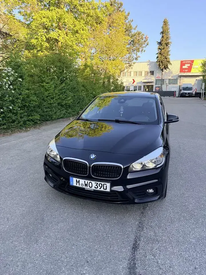 Używany BMW 218 150 KM (110 kW) 2016 Czarny Kombi