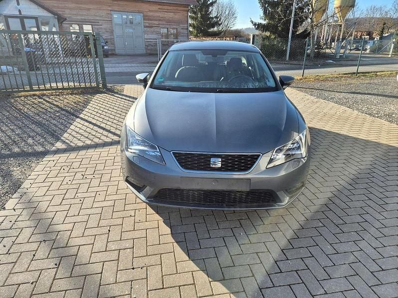 Gebraucht Seat Leon Style 105 PS (77 kW) 2014 Grau Limousine
