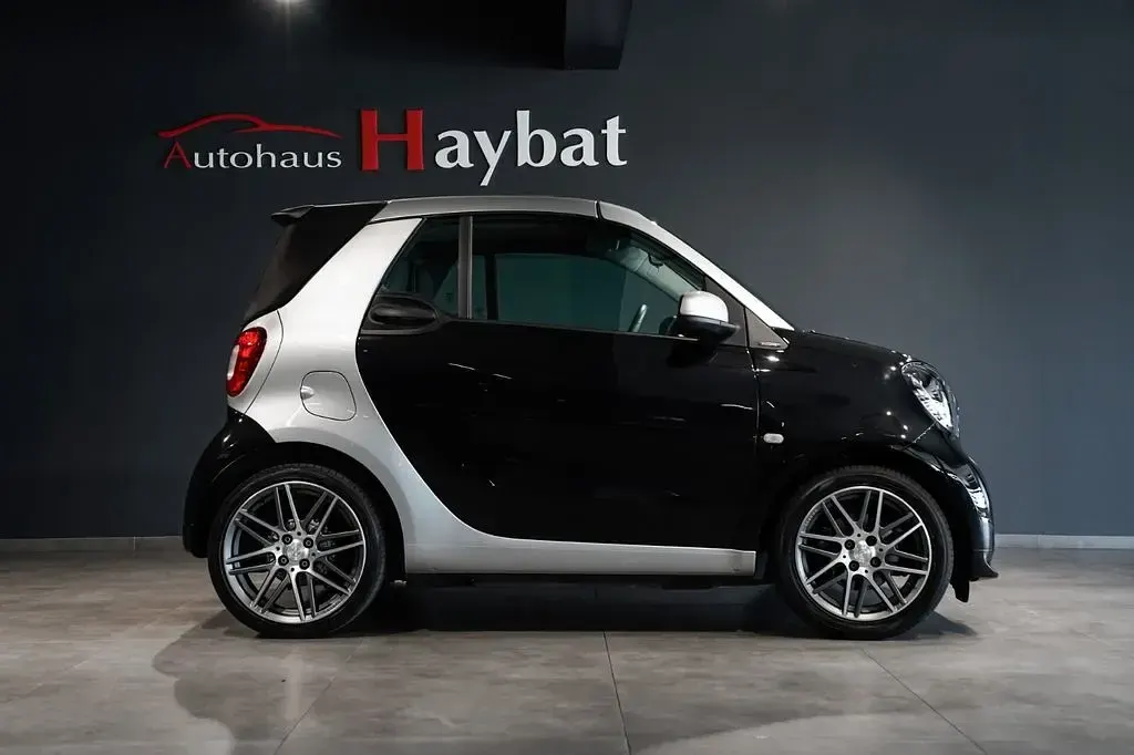 Gebraucht Smart ForTwo Cabrio Brabus Xclusive 109 PS (80 kW) 2017 Schwarz Cabrio