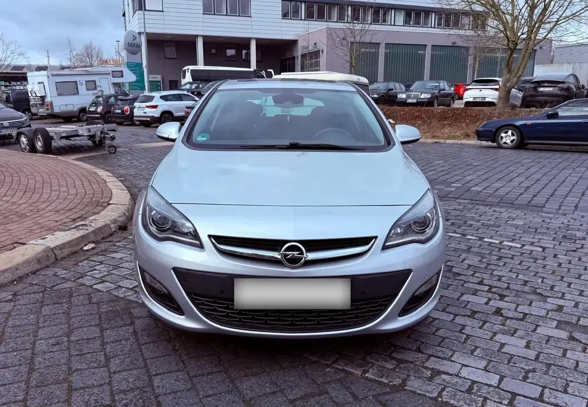 Brugt Opel Astra 140 HK (102 kW) 2014 Sølv Sedan