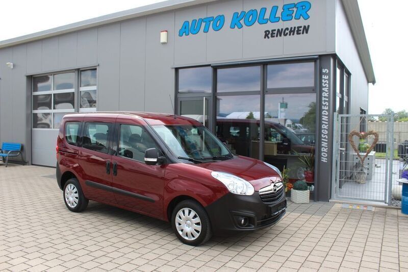 Rot Gebraucht 2014 Opel Combo Selection Van / Kleinbus | 11.900 € (Teuer) - Bild 1/4