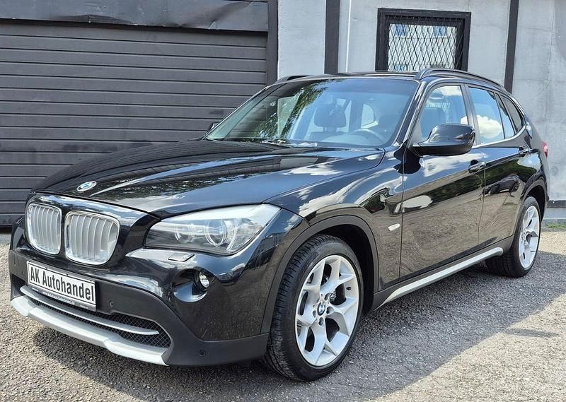Schwarz Gebraucht 2010 BMW X1 Sport Line SUV | 9.790 € (Fairer Preis) - Bild 1/4