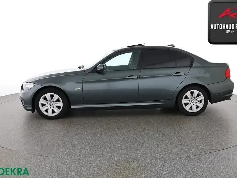 Gebraucht BMW 318 Comfort Edition 143 PS (105 kW) 2011 Tasman Limousine