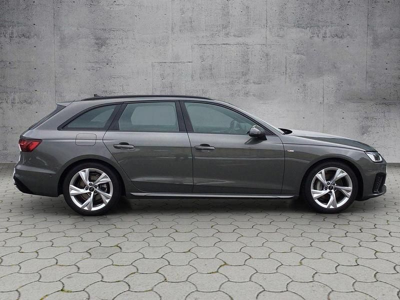 Gebraucht Audi A4 S-Line 204 PS (150 kW) 2024 Chronosgrau metallic Kombi
