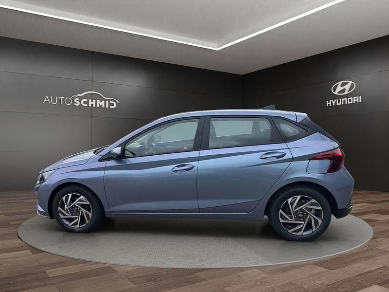 Ny Hyundai i20 Trend 101 HK (74 kW) 2025 Blå Hatchback