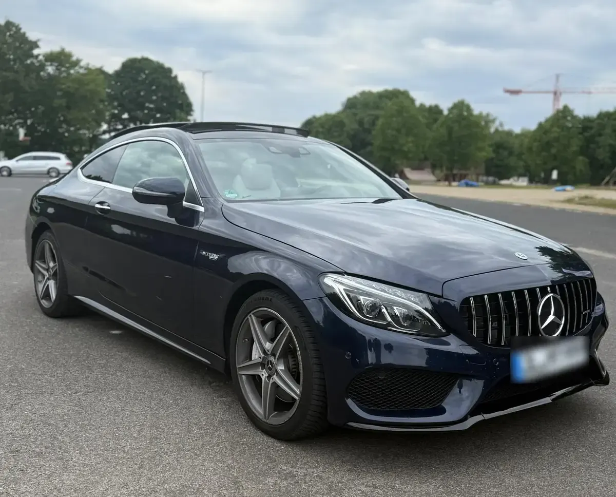 Gebraucht Mercedes C400 AMG line 333 PS (244 kW) 2017 Blau Coupé