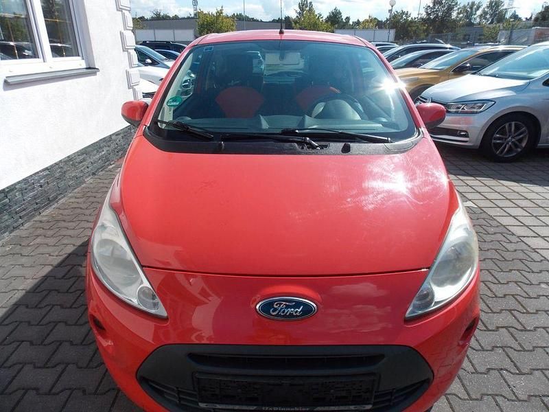Rot Gebraucht 2009 Ford Ka Titanium Kleinwagen | 2.490 € (Fairer Preis) - Bild 1/4