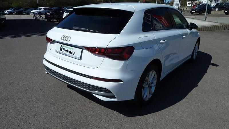 Gebraucht Audi A3 150 PS (110 kW) 2025 Arkonaweiß Limousine